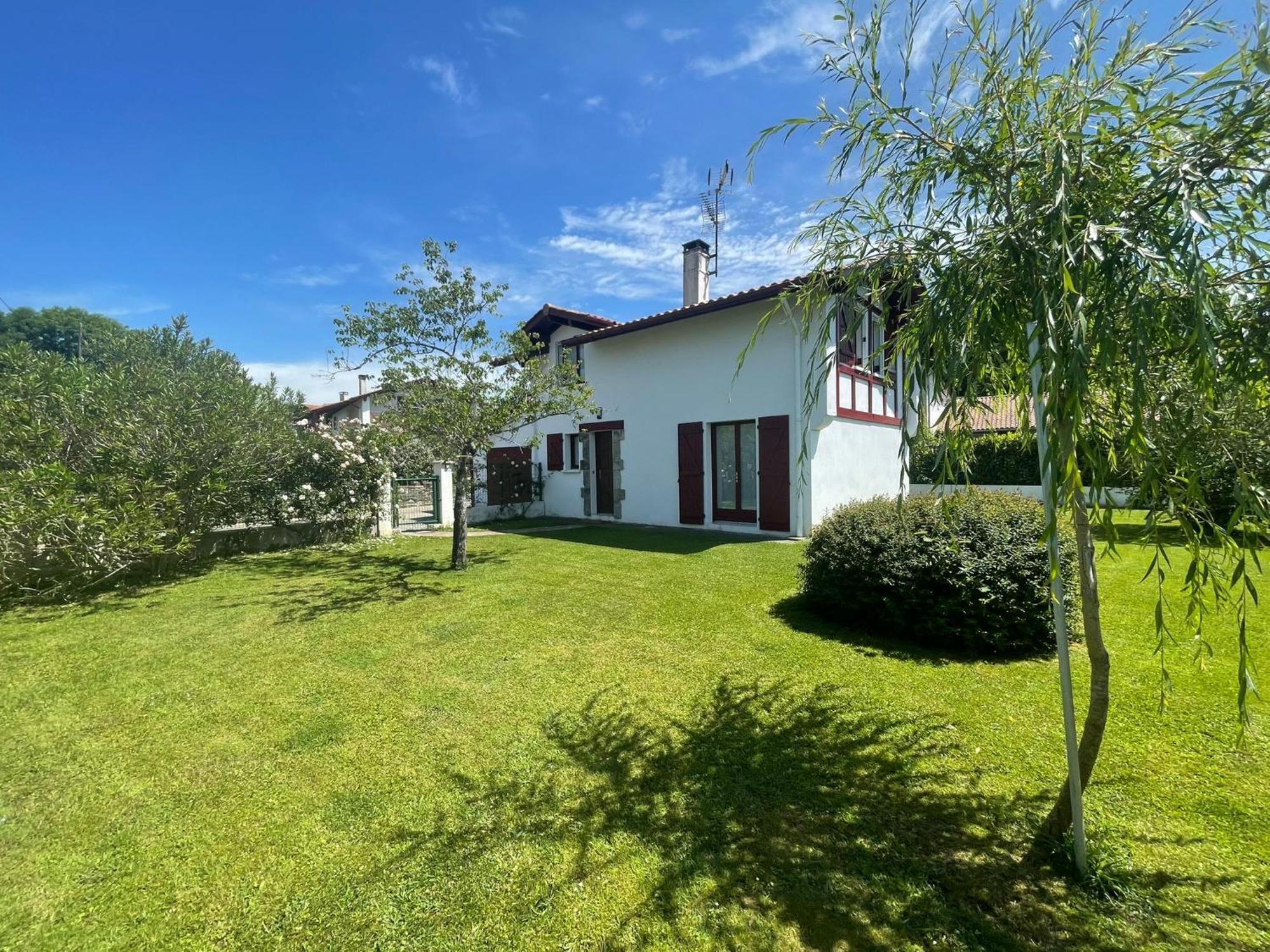 Villa Maison à 10 min des plages de St Jean de Luz à Saint-Pée-sur-Nivelle Extérieur photo